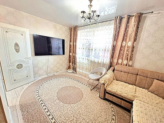 Продам трехкомнатную (3-комн.) квартиру, Завидная ул, 9, Видное г