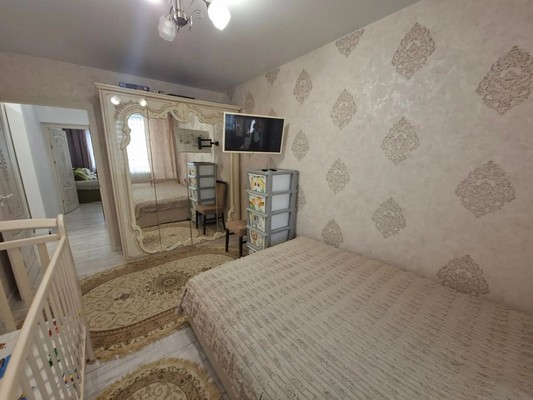 Продам трехкомнатную (3-комн.) квартиру, Завидная ул, 9, Видное г