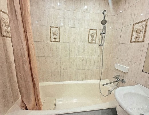 Продам трехкомнатную (3-комн.) квартиру, Завидная ул, 9, Видное г