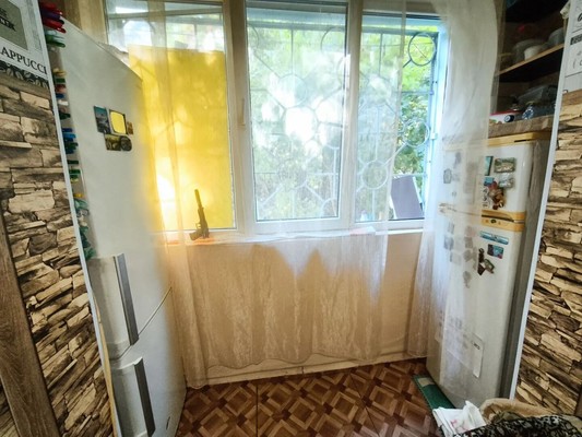 Продам двухкомнатную (2-комн.) квартиру, Кадошская ул, 7, Туапсе г