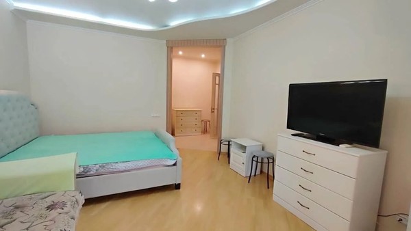Продам однокомнатную (1-комн.) квартиру, Суворова ул, 61, Ростов-на-Дону г