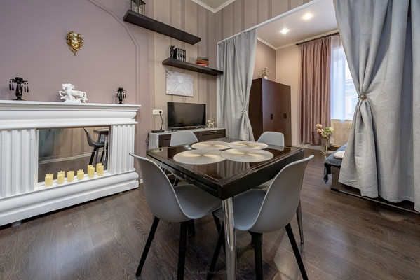 Продам трехкомнатную (3-комн.) квартиру, Ефимова ул, 6, Санкт-Петербург г