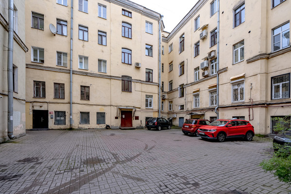 Продам трехкомнатную (3-комн.) квартиру, Ефимова ул, 6, Санкт-Петербург г
