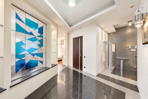 Продам трехкомнатную (3-комн.) квартиру, Ландышевая ул, 12к1, Москва г