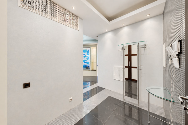 Продам трехкомнатную (3-комн.) квартиру, Ландышевая ул, 12к1, Москва г