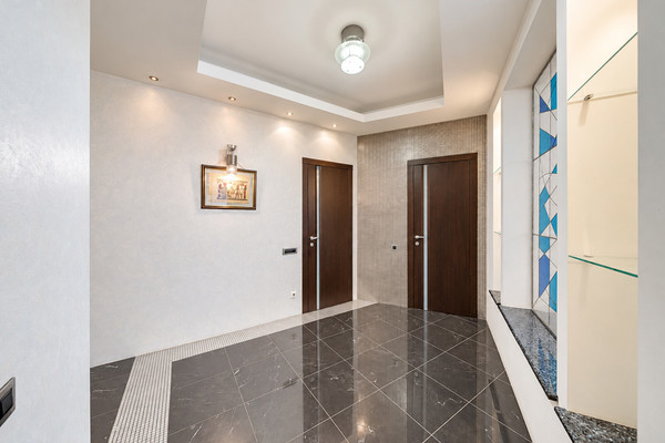 Продам трехкомнатную (3-комн.) квартиру, Ландышевая ул, 12к1, Москва г