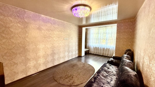 Продам трехкомнатную (3-комн.) квартиру, Фрунзе ул, 46, Бахчисарай г