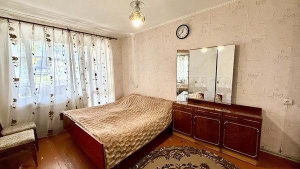 Продам трехкомнатную (3-комн.) квартиру, Фрунзе ул, 46, Бахчисарай г