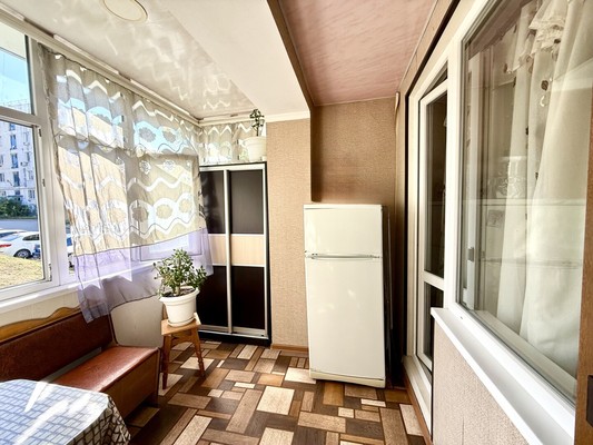 Продам трехкомнатную (3-комн.) квартиру, Фрунзе ул, 46, Бахчисарай г