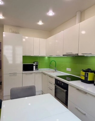 Продам трехкомнатную (3-комн.) квартиру, Зеленые аллеи б-р, 17, Видное г