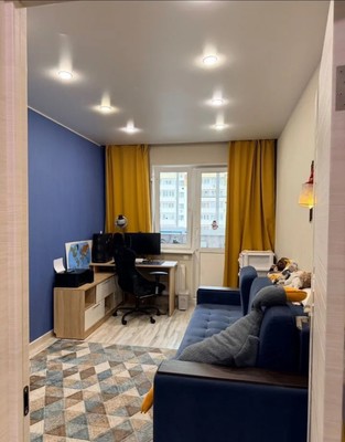 Продам трехкомнатную (3-комн.) квартиру, Зеленые аллеи б-р, 17, Видное г