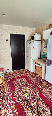 Продам комнату в 6-комн. квартире, Октябрьская ул, 12, Казань г