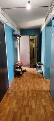 Продам комнату в 6-комн. квартире, Октябрьская ул, 12, Казань г