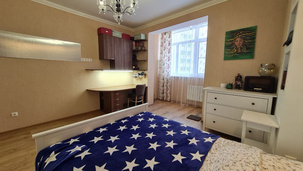 Продам трехкомнатную (3-комн.) квартиру, Ямская ул, 10, Ханты-Мансийск г