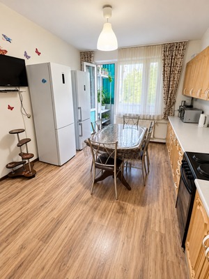 Продам трехкомнатную (3-комн.) квартиру, им. Героя Яцкова И.В. ул, 28, Краснодар г
