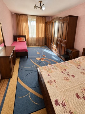 Продам трехкомнатную (3-комн.) квартиру, им. Героя Яцкова И.В. ул, 28, Краснодар г