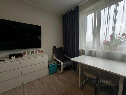 Продам трехкомнатную (3-комн.) квартиру, Электрозаводская ул, 32, Москва г