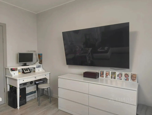 Продам трехкомнатную (3-комн.) квартиру, Электрозаводская ул, 32, Москва г