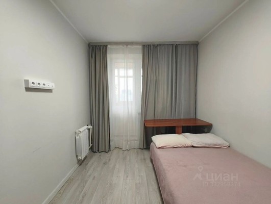 Продам трехкомнатную (3-комн.) квартиру, Электрозаводская ул, 32, Москва г
