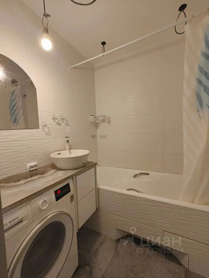 Продам трехкомнатную (3-комн.) квартиру, Электрозаводская ул, 32, Москва г