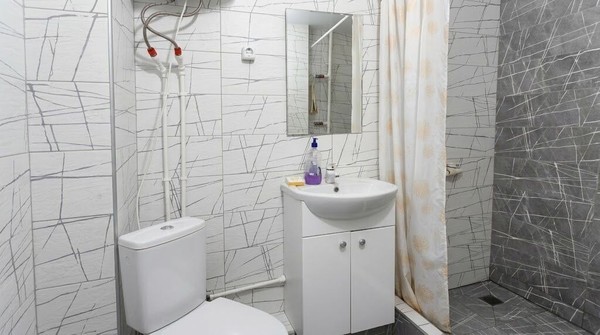 Продам однокомнатную (1-комн.) квартиру, 60 лет Октября ул, 24к8, Симферополь г