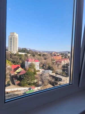 Продам двухкомнатную (2-комн.) квартиру, Бамбуковая (Центральный р-н) ул, 42а, Сочи г