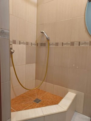 Продам двухкомнатную (2-комн.) квартиру, Бамбуковая (Центральный р-н) ул, 42а, Сочи г