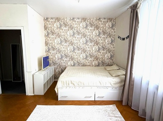 Продам однокомнатную (1-комн.) квартиру, Минская ул, 3, Москва г