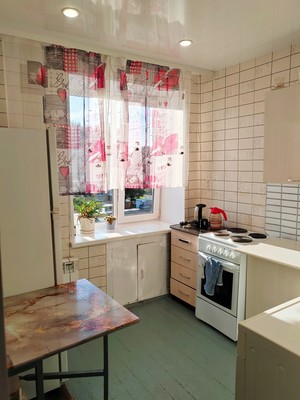 Продам двухкомнатную (2-комн.) квартиру, Вагоностроителей пр-кт, 20, Нижний Тагил г