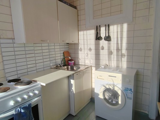 Продам двухкомнатную (2-комн.) квартиру, Вагоностроителей пр-кт, 20, Нижний Тагил г