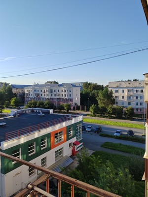 Продам двухкомнатную (2-комн.) квартиру, Вагоностроителей пр-кт, 20, Нижний Тагил г