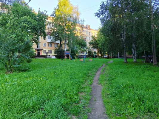 Продам двухкомнатную (2-комн.) квартиру, Вагоностроителей пр-кт, 20, Нижний Тагил г