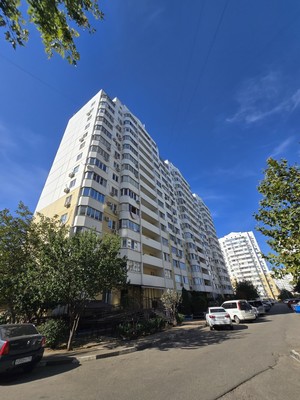 Сдам однокомнатную (1-комн.) квартиру, им. Артюшкова В.Д. ул, 15, Краснодар г