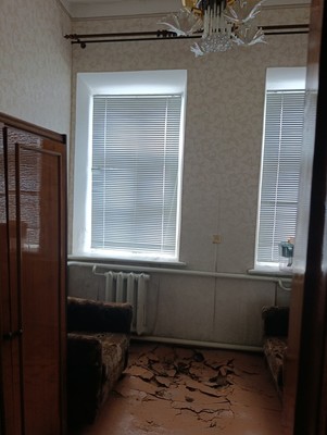 Продам многокомнатную квартиру, Чехова ул, 49, Симферополь г