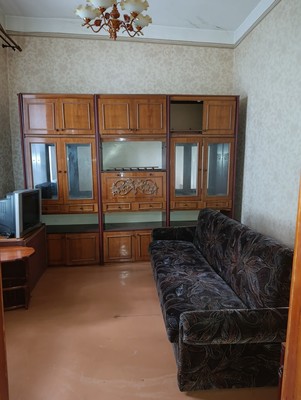 Продам многокомнатную квартиру, Чехова ул, 49, Симферополь г