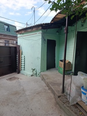 Продам многокомнатную квартиру, Чехова ул, 49, Симферополь г