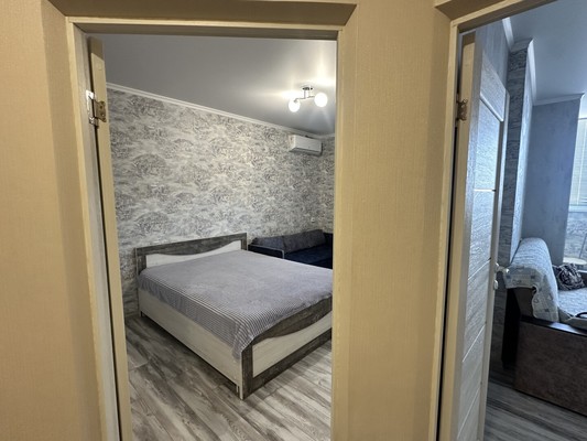 Продам однокомнатную (1-комн.) квартиру, Куникова ул, 55к2, Новороссийск г
