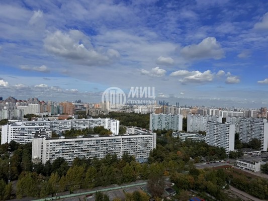 Продам многокомнатную квартиру, Архитектора Власова ул, 71, Москва г