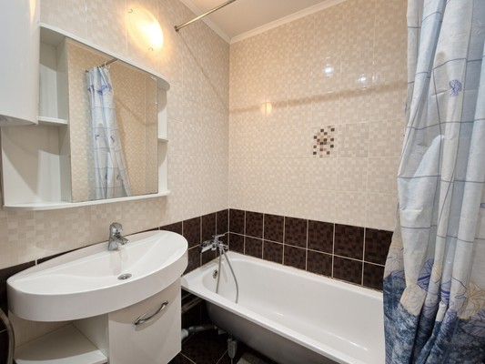 Продам двухкомнатную (2-комн.) квартиру, Южная ул, 21, Новороссийск г