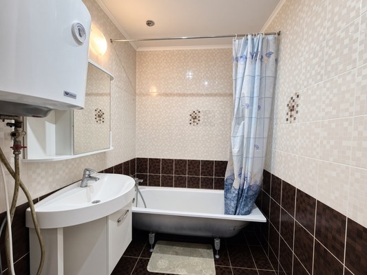 Продам двухкомнатную (2-комн.) квартиру, Южная ул, 21, Новороссийск г