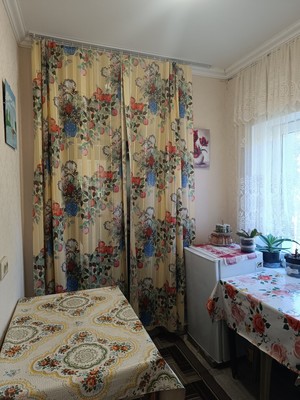 Продам однокомнатную (1-комн.) квартиру, Бородина ул, 14, Симферополь г