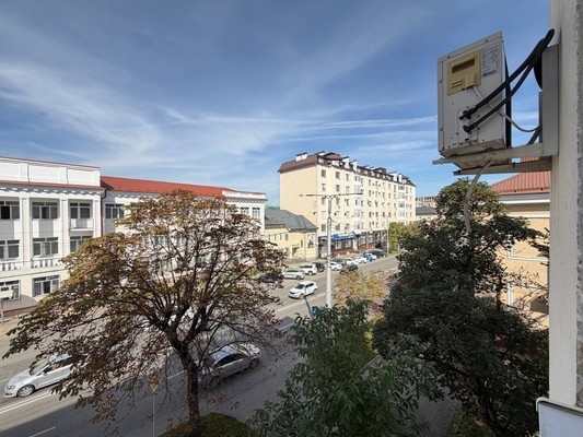 Продам двухкомнатную (2-комн.) квартиру, Шогенцукова пр-кт, 6, Нальчик г
