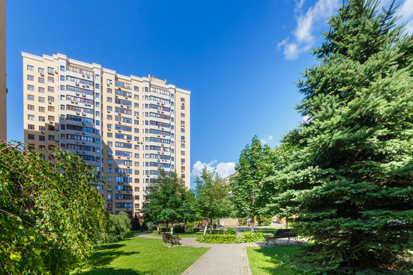 Продам трехкомнатную (3-комн.) квартиру, Пудовкина ул, 7, Москва г