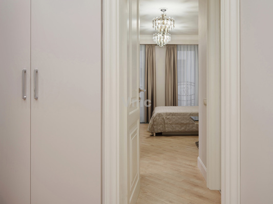 Продам трехкомнатную (3-комн.) квартиру, Газетный пер, 13 2, Москва г