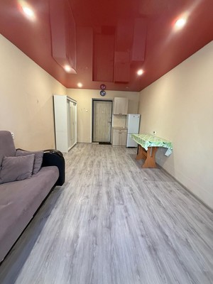 Продам комнату в 4-комн. квартире, Загородная ул, 48к2, Колпино г