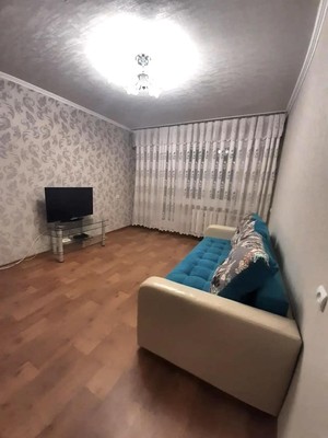 Продам двухкомнатную (2-комн.) квартиру, Химиков пр-кт, 95, Нижнекамск г