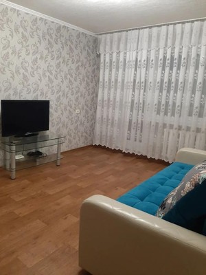Продам двухкомнатную (2-комн.) квартиру, Химиков пр-кт, 95, Нижнекамск г