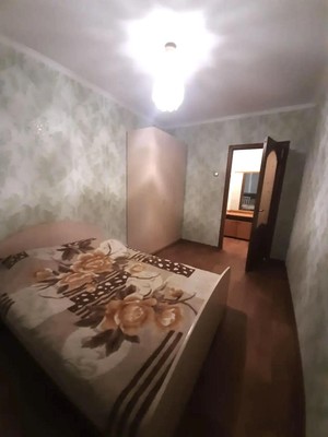 Продам двухкомнатную (2-комн.) квартиру, Химиков пр-кт, 95, Нижнекамск г