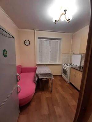 Продам двухкомнатную (2-комн.) квартиру, Химиков пр-кт, 95, Нижнекамск г