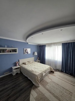 Продам трехкомнатную (3-комн.) квартиру, Подмосковная ул, 3, Островцы д